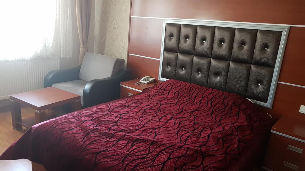 Kafkas Ari Hotel Ardahan ภายนอก รูปภาพ
